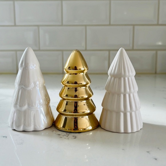 Target Bullseye’s Mini Ceramic Christmas Trees - Picture 4 of 15